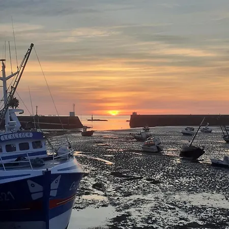 Le Mora Hôtes Couette-café Barfleur