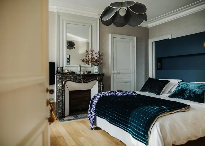 Le Mora Hotes Bed & Breakfast 4*