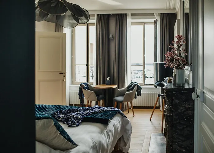 Le Mora Hotes 住宿加早餐酒店 巴尔夫勒