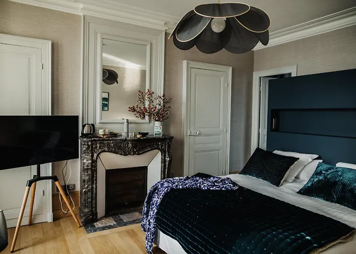 Le Mora Hotes Bed & Breakfast 4*